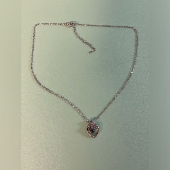 I Love You in 100 languages Heart Shaped Projection Necklace, woman necklace - Picture 2 of 6